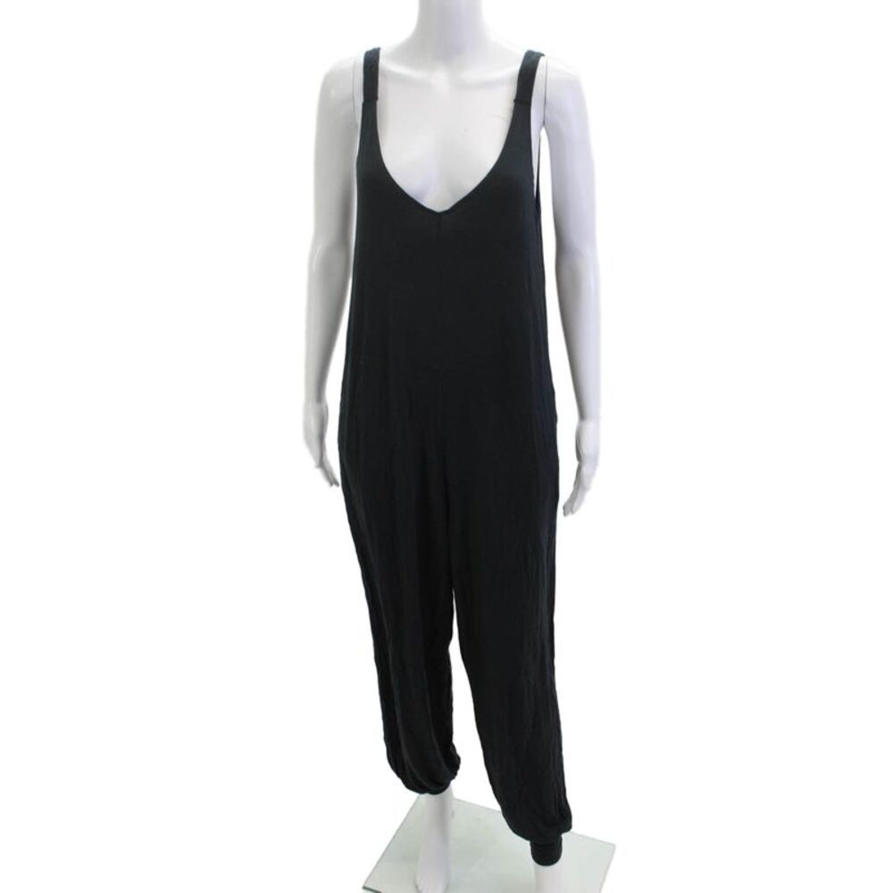 Lively Women Black V-Neck Sleeveless Jumpsuit Size M